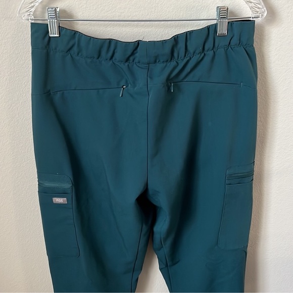 Figs Scrub Set - Picture 6 of 12